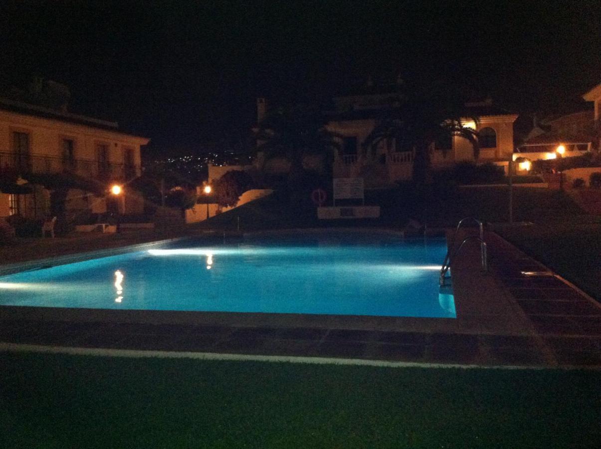 فيلا Adosado En Residencial Sitio de Calahonda الغرفة الصورة